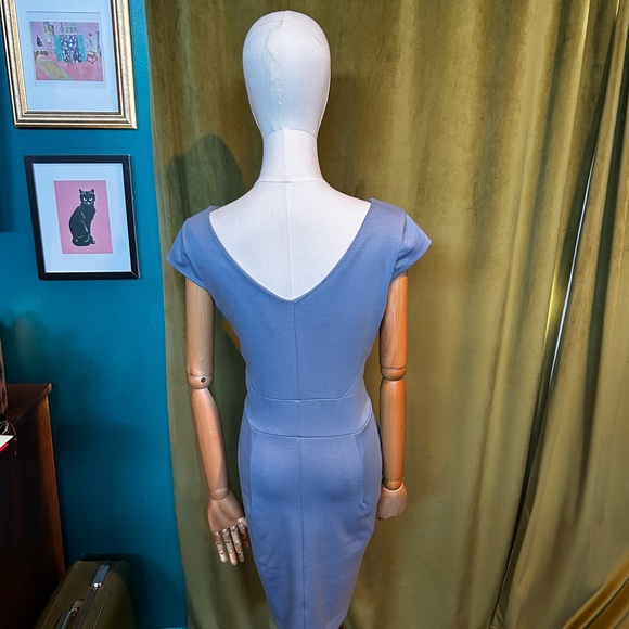 Dorothy Perkins Soft Blue Cap Sleeve Pleated Knee Length Sheath Dress Size 8 - Picture 4 of 11